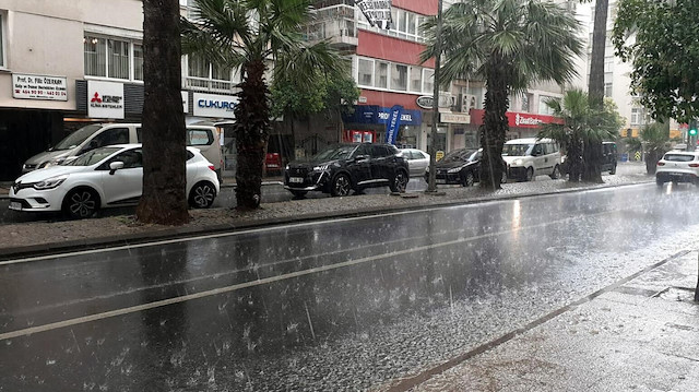 Meteorolojiden İzmir'e sel uyarısı