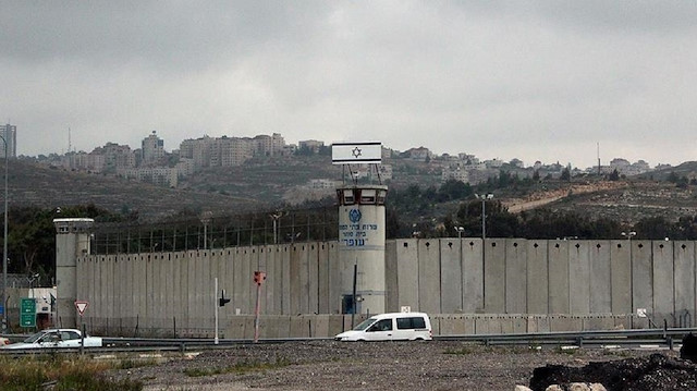 أسرى جدد ينضمون للإضراب المفتوح في سجون الاحتلال الإسرائيلي