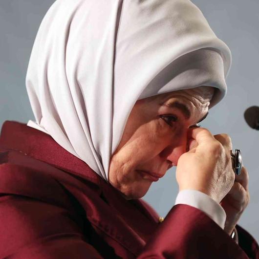 Emine Erdoğan gözyaşlarıyla anlattı: Çocukların şehit olduğu bir dünyada cehennem ateşini uzakta aramaya gerek yok