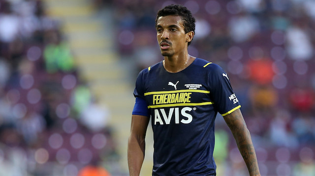 Fenerbahçeli futbolcu Luiz Gustavo