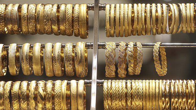 Altın fiyatlarında haftanın ilk gününde hareketlilik: Bugün gram altın ne kadar, çeyrek altın kaç TL?