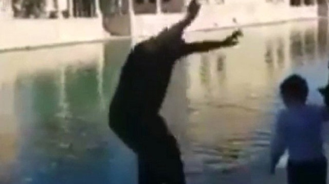 Canlı yayın yaparken Balıklıgöl'e düşen adamı vatandaşlar kurtardı