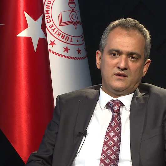 Bakan Özer müjdeyi verdi: Tüm eğitim kademelerinde yardımcı kaynaklar kasımdan itibaren ücretsiz dağıtılacak