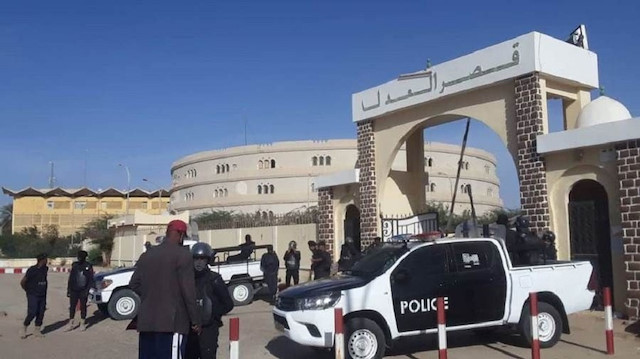 نواكشوط: لم يهرب مسؤولون حكوميون أموالًا بالعملة الصعبة خارج البلاد