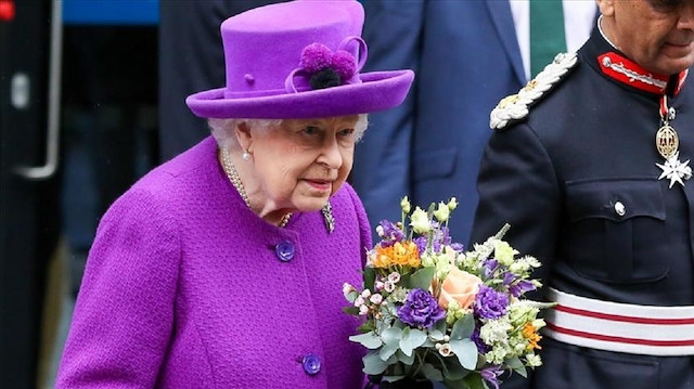 قصر بكنجهام: ملكة بريطانيا قضت ليلة في مستشفى
