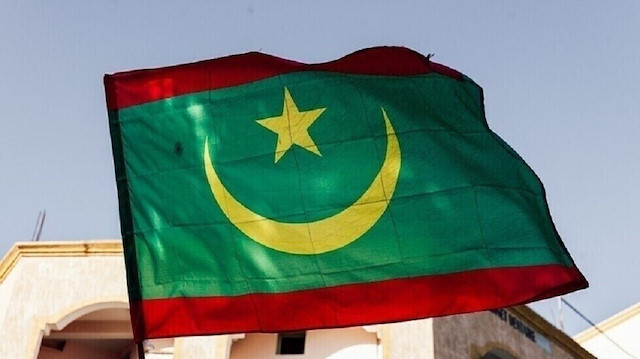 موريتانيا.. توقيف مسؤول سابق اتهم مسؤولين بتهريب عملات صعبة