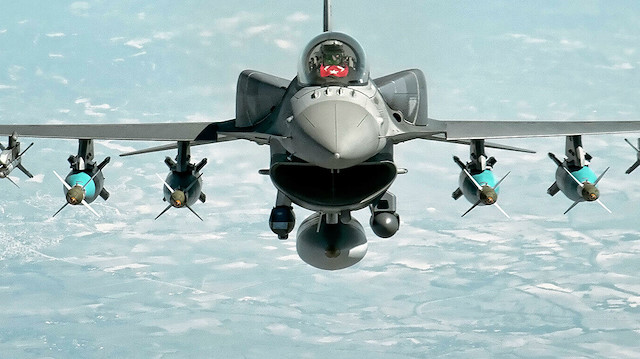 Bakan Akar F-16 tedariki için teknik çalışmaların başlatıldığını açıkladı.