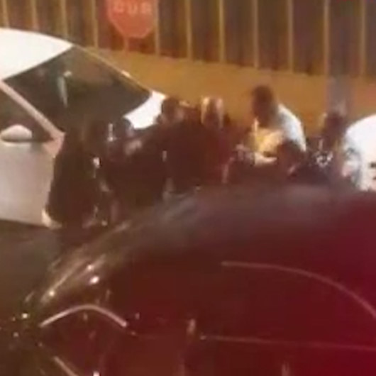 Fatih’te yol verme kavgası