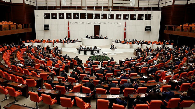 البرلمان التركي يناقش تفويض إرسال قوات إلى سوريا والعراق ولبنان