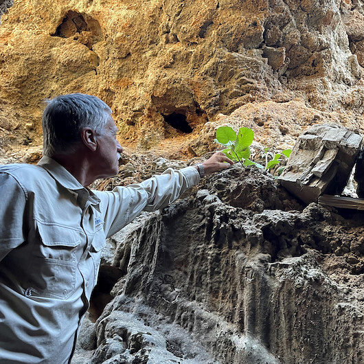 Elazığdaki dev yarıklar binlerce yıl önceki depremin izlerini taşıyor