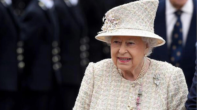 Kraliçe II. Elizabeth bitkin: Sosyal hayatı yoğun ve geç saatlere kadar TV izliyor