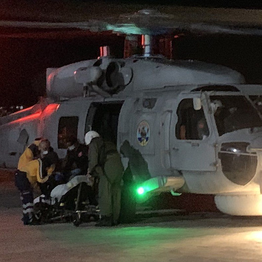 Gökçeadada mahsur kalan hastanın imdadına Deniz Kuvvetleri yetişti: Helikopterler hastaneye taşıdılar