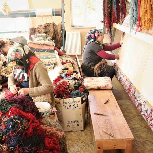 El emeği halılara büyük talep: Birçok ülkeye ihraç ediyor