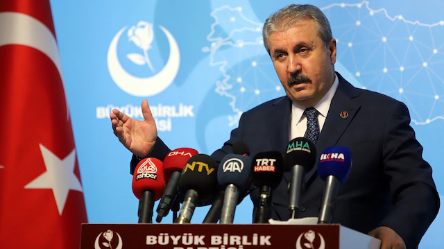 Mustafa Destici: 'Sınır namustur' pankartı asan CHP HDP’nin korkusuyla ‘tezkereye evet’ diyemedi