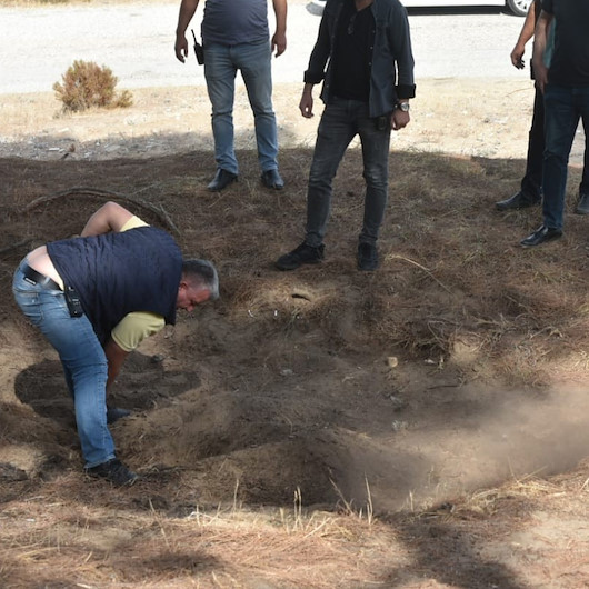 Antalya polisini alarma geçirdi: Mezar şeklinde tümsek