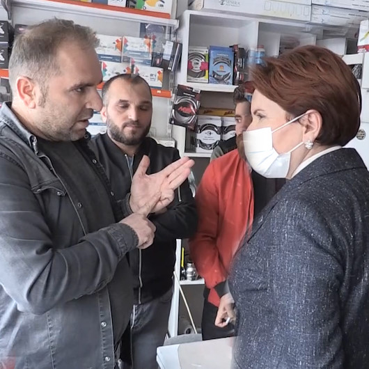Meral Akşener Siirt’te "Siz Kürdistan’a geldiniz" diyen esnafa tepkisiz kaldı