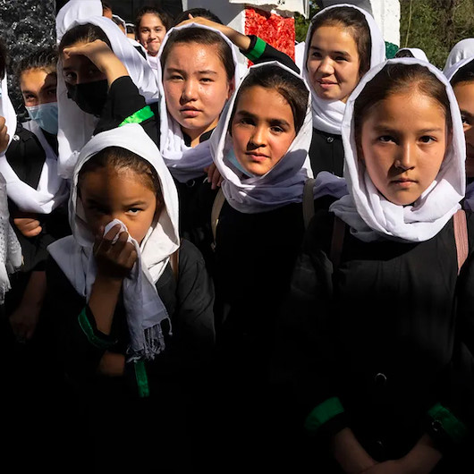 Taliban: Kız öğrencilerin okula dönmesi için çalışıyoruz