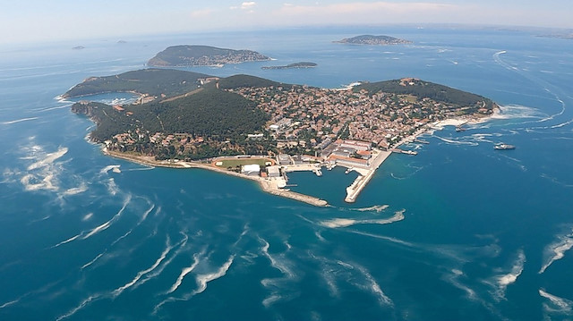 Marmara Denizi ve Adalar "Özel Çevre Koruma Bölgesi" ilan edildi.