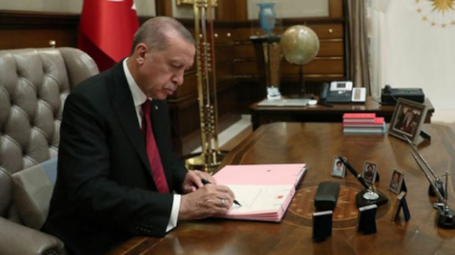 Cumhurbaşkanı Erdoğan'ın imzası ile iki bakanlıkta çok sayıda atama