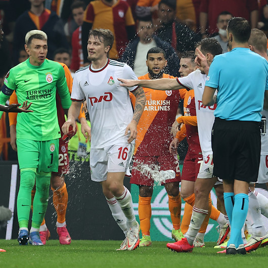 Galatasaray'ın Avrupa Ligi maçında kural hatası iddiası