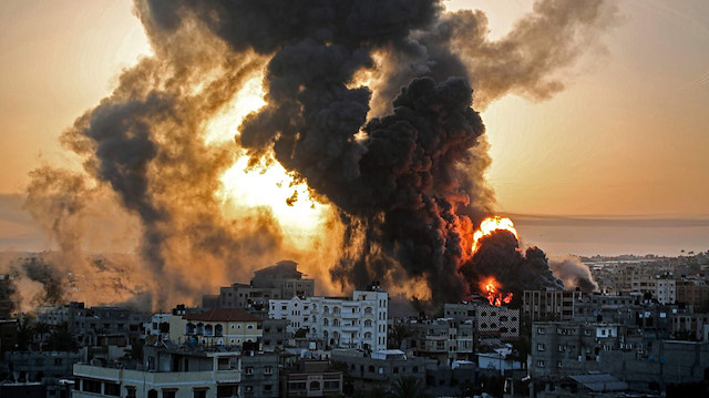 Haaretz: İsrail, Gazze'deki 13 katlı binayı basın ofislerinin bulunduğunu öğrenmesine rağmen vurdu.