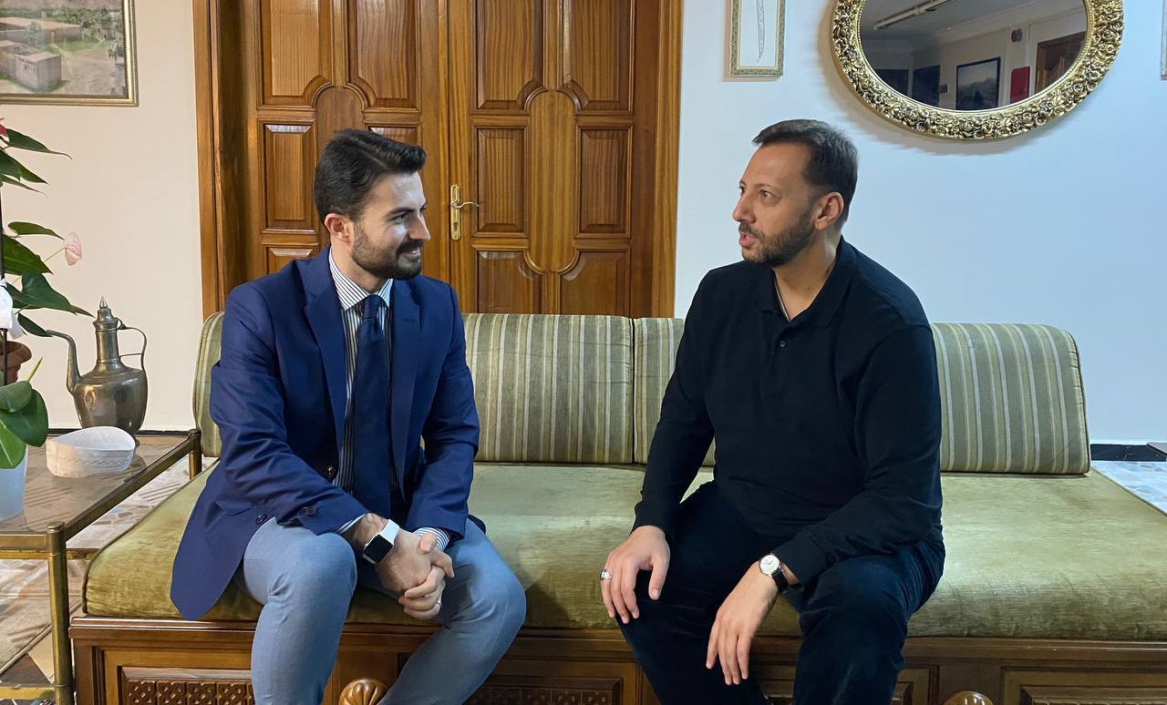 Kültür Bakanlığı sanatçısı, yazar, bestekar Cumhur Enes Ergür ve Muhammed Sefa Ulusoy.