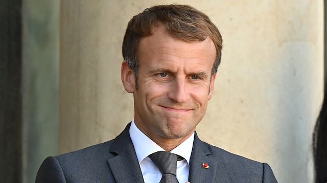 Macron, Cezayir'e yönelik açıklamalarının neden olduğu "polemiklerden" üzüntü duyuyor.