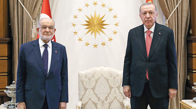 Erdoğan, Saadet Partisi Genel Başkanı Temel Karamollaoğlu’nu kabul etti. 