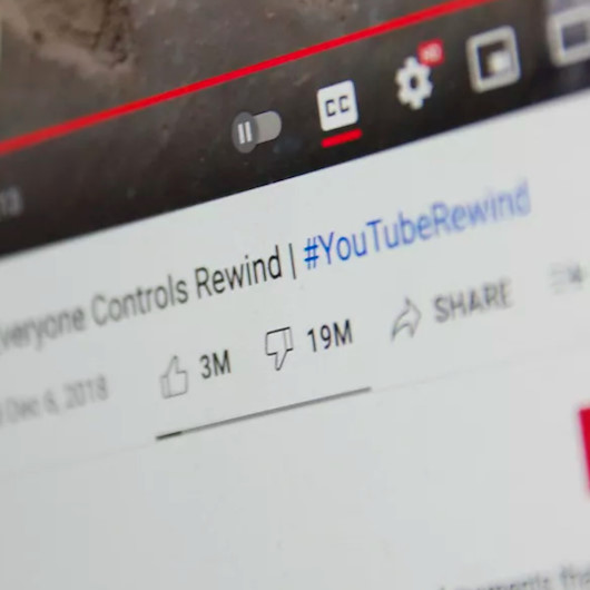 YouTube beğenmeme sayılarını gizlemeye başlıyor