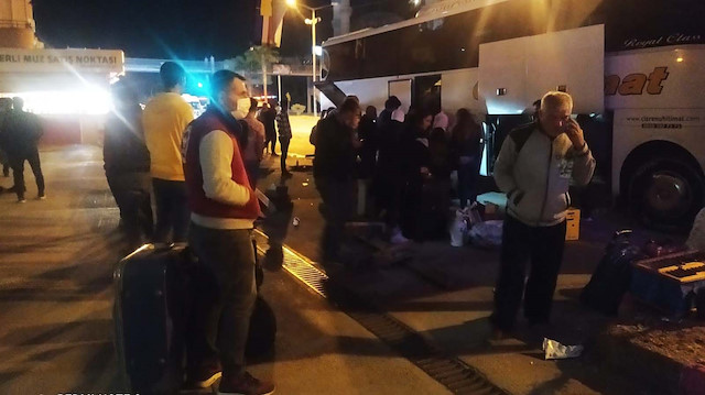 Yolcular, 20 saatin ardından otobüsün tamir edilmesiyle yollarına devam etti.