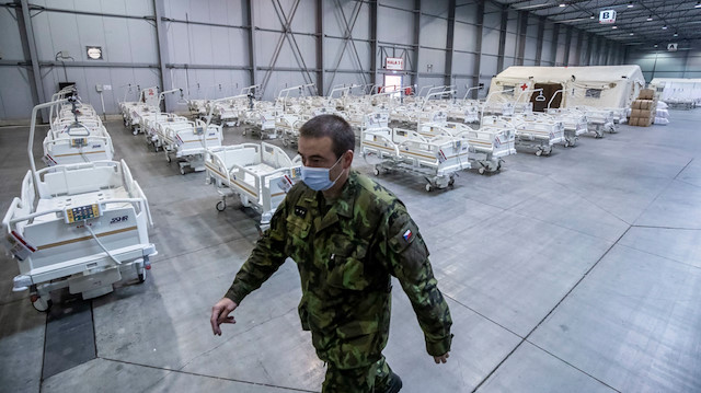 Çekya’da ordu hastanelere yardım edecek .