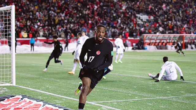 Cyle Larin'in gol sevinci