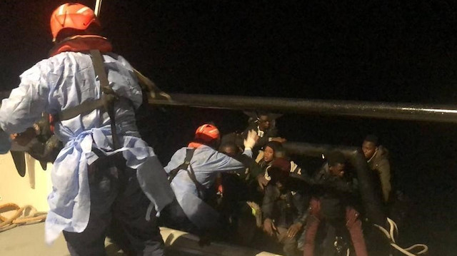Yunanistan onlarca göçmeni ölüme terk etti: Yardımlarına Türkiye koştu
