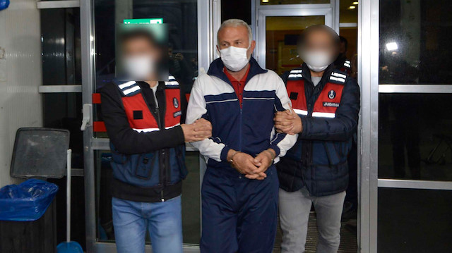 Gözaltına alınan şüpheliler, akşam saatlerinde hava yoluyla Adıyaman'a getirildi.