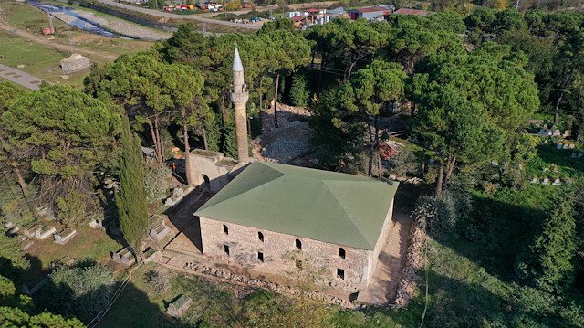 Eskipazar (Bayrambey) Camii, restore ediliyor.