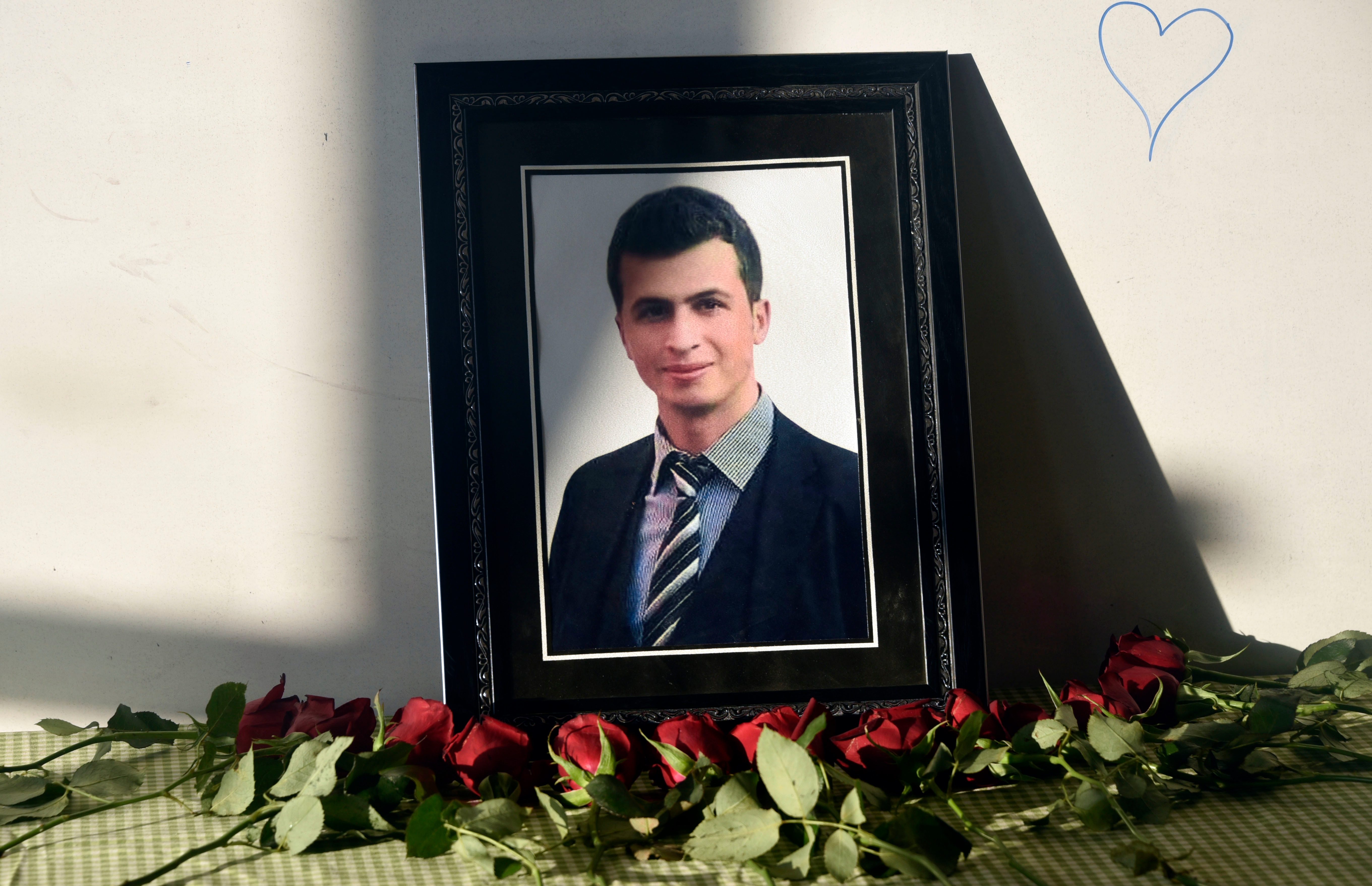 eli kanli teror orgutu pkk nin sehit ettigi necmettin ogretmen anildi yeni safak