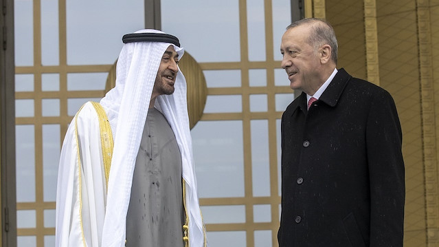 بن زايد يشكر أردوغان على كرم الضيافة بختام زيارة لتركيا