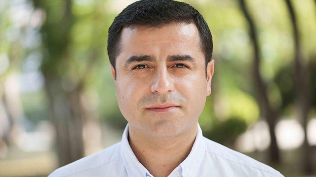 Selahattin Demirtaş istedi
CHP söyledi: Kılıçdaroğlu erken seçim çağrısı yaptı