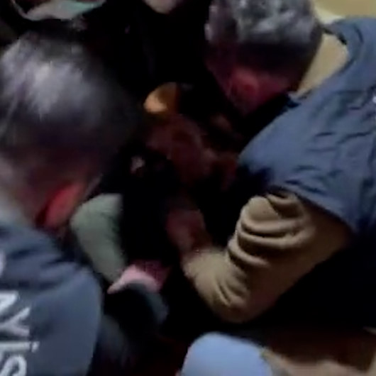 Kadıköy metrosundaki bıçaklı saldırganın yakalanma anı