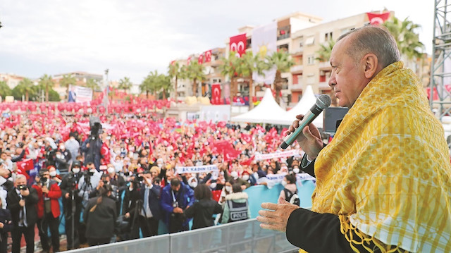 Cumhurbaşkanı Erdoğan İzmir’de Menemen Cumhuriyet Meydanı’ndaki toplu açılış töreninde konuştu.