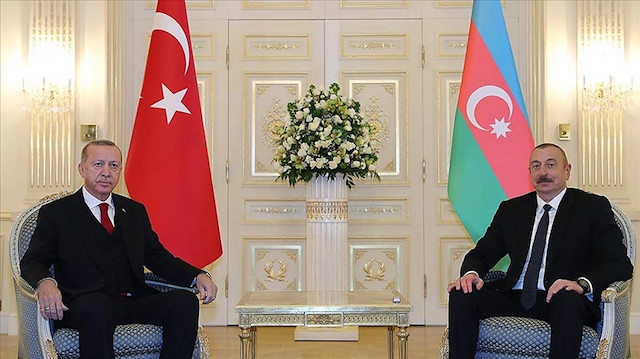 أردوغان يعزي نظيره الأذربيجاني في ضحايا تحطم مروحية عسكرية 