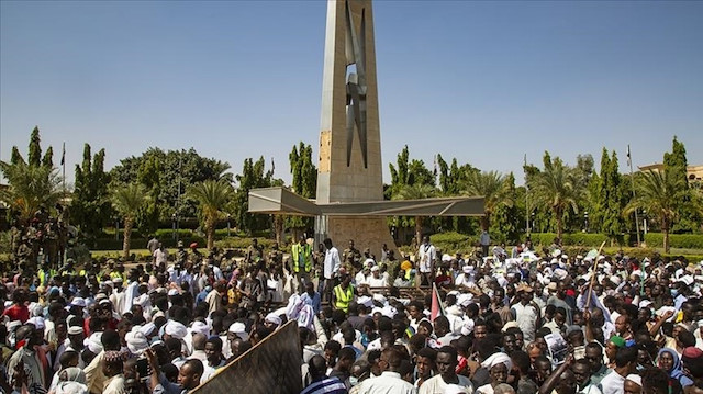 السودان.. مئات يتظاهرون بمدينة الأبيض للمطالبة بـ"حكم مدني"