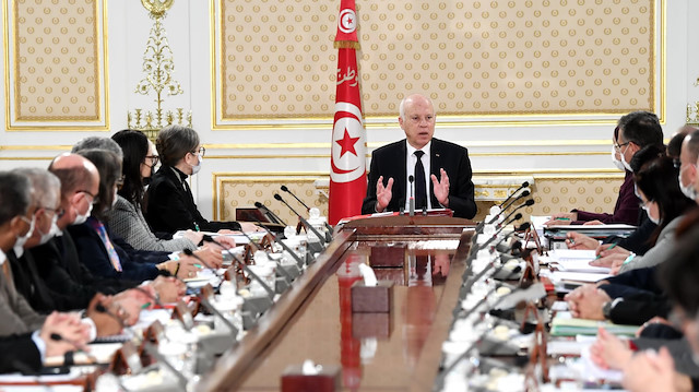الرئيس التونسي يقرر تغيير يوم الاحتفال بالثورة