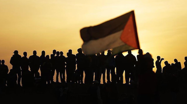 "حماس" و"الجبهة الديمقراطية" تحذران من المماطلة في كسر حصار غزة