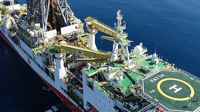 Fatih sondaj gemisiyle Karadeniz'deki Sakarya Gaz Sahası'nda toplamda 540 milyar metreküp doğal gaz keşfeden Türkiye, büyük hidrokarbon keşfinin ardından denizlerdeki varlığını devam ettiriyor.