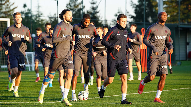 Trabzonspor Adana Demirspor ile cumartesi sat 16.00'da karşılaşacak.