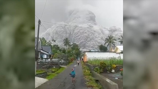 إندونيسيا.. ثوران مفاجئ لبركان "سيميرو"