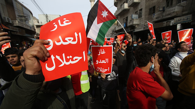 Ürdün'de yüzlerce kişi İsrail'le "enerji karşılığı su" mutabakatını protesto etti