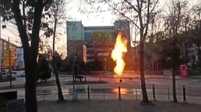 Ankara'da doğal gaz borusu patladı: Alevler metrelerce yükseldi