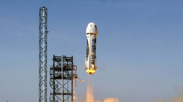 Blue Origin’den uzaya üçüncü turistik uçuş